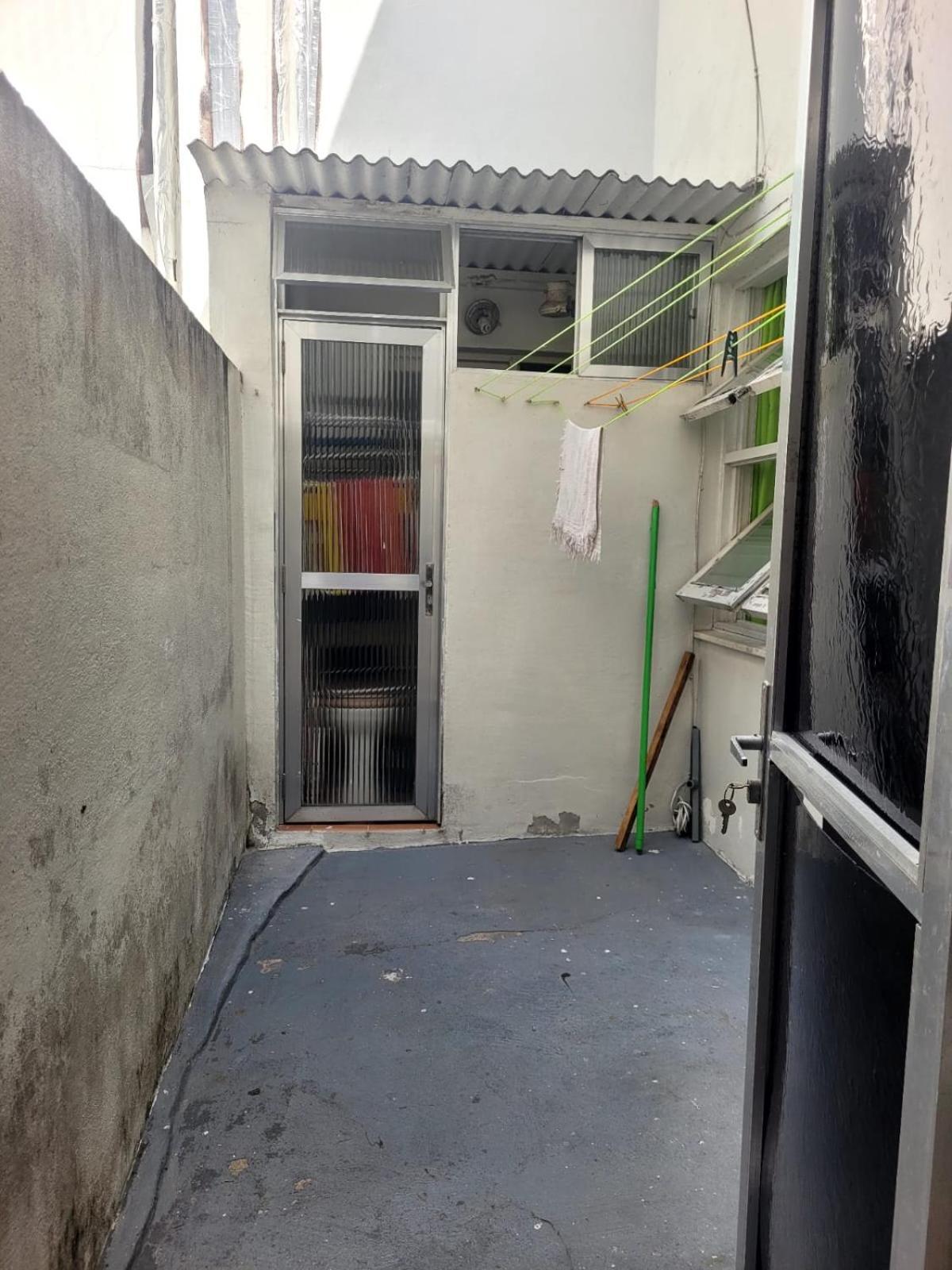 Na De 1 Quarto, Sala, Cozinha E 1 Banheiro * Cabo Frio